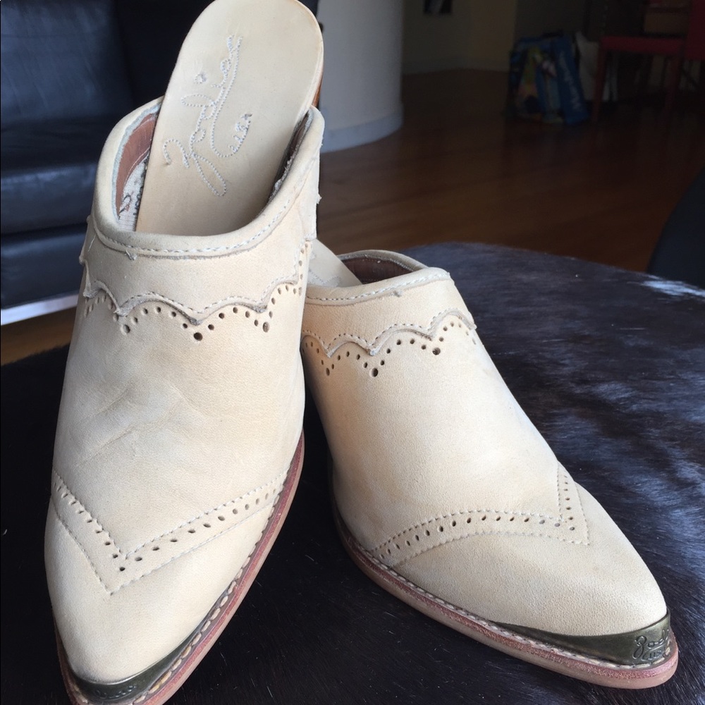 Zodiac mules